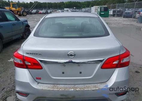 2017 Nissan Sentra S z USA, uszkodzony, nr VIN 3N1AB7AP7HY212126